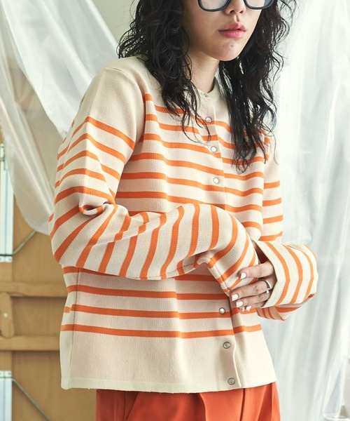 VACANCY（ヴァカンシー）の「アソート柄ニットカーディガン（カーディガン/ボレロ・レディース・ブラック/オレンジ/ブルー/アイボリー・FREE）」の4枚目の写真