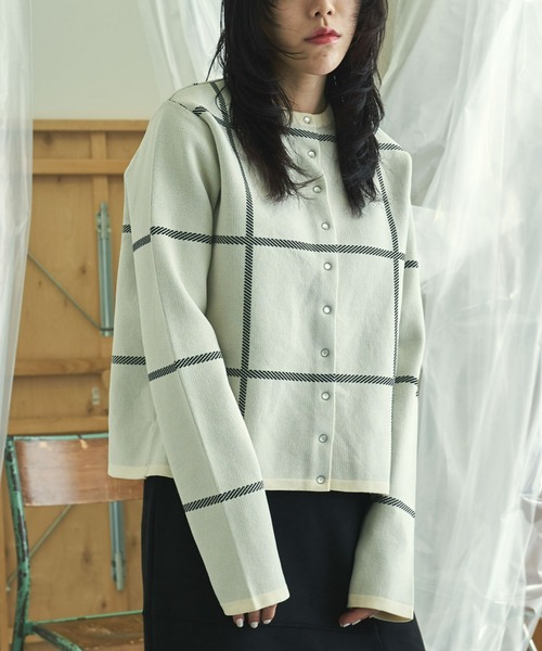 VACANCY（ヴァカンシー）の「アソート柄ニットカーディガン（カーディガン/ボレロ・レディース・ブラック/オレンジ/ブルー/アイボリー・FREE）」の2枚目の写真