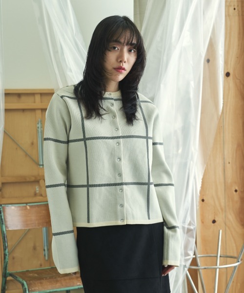 VACANCY（ヴァカンシー）の「アソート柄ニットカーディガン（カーディガン/ボレロ・レディース・ブラック/オレンジ/ブルー/アイボリー・FREE）」の5枚目の写真