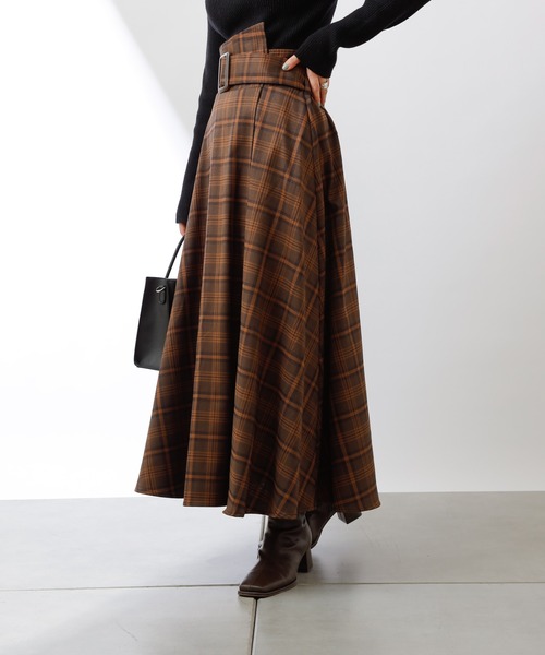 COLONY 2139（コロニートゥーワンスリーナイン）の「アシメウエストベルト付フレアスカート（スカート・レディース・モカ/ブラウン/グリーン・FREE）」の2枚目の写真