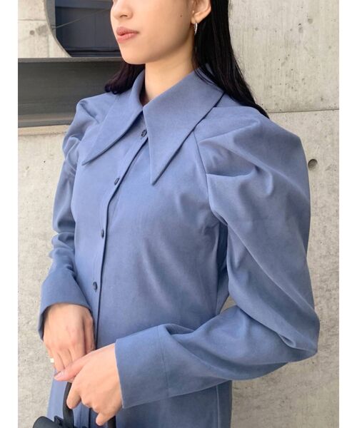 EMODA(エモダ)の「ビッグカラーシャツワンピース(ワンピース・レディース・アイボリー/ブラック/ブルー/ベージュ・FREE)」の10枚目の写真