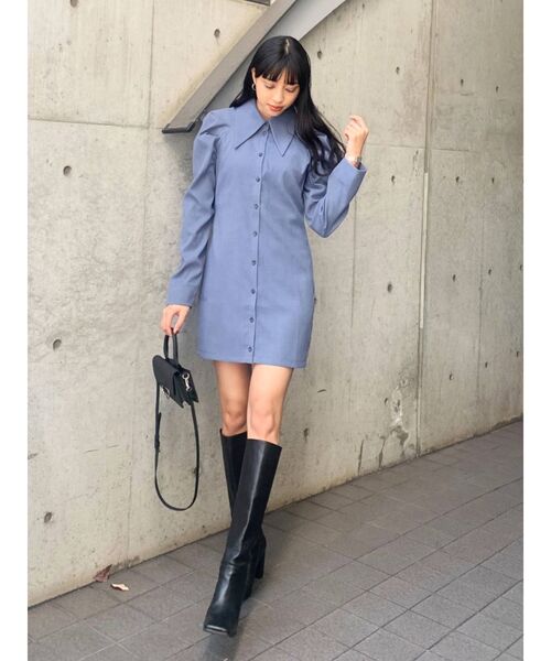 EMODA(エモダ)の「ビッグカラーシャツワンピース(ワンピース・レディース・アイボリー/ブラック/ブルー/ベージュ・FREE)」の11枚目の写真