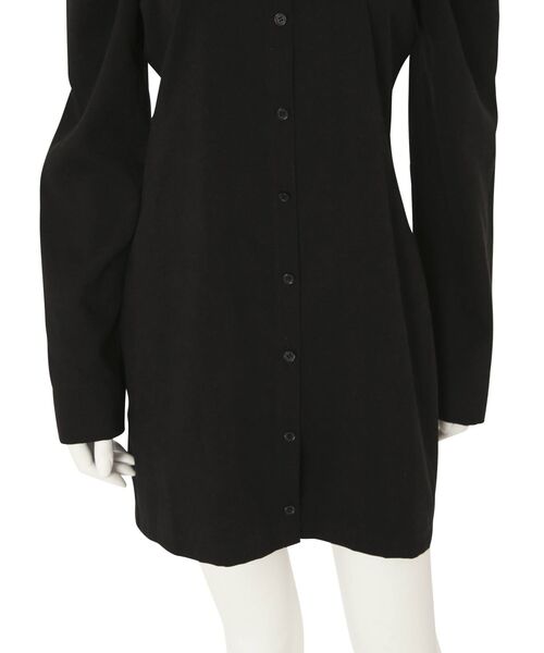 EMODA(エモダ)の「ビッグカラーシャツワンピース(ワンピース・レディース・アイボリー/ブラック/ブルー/ベージュ・FREE)」の17枚目の写真