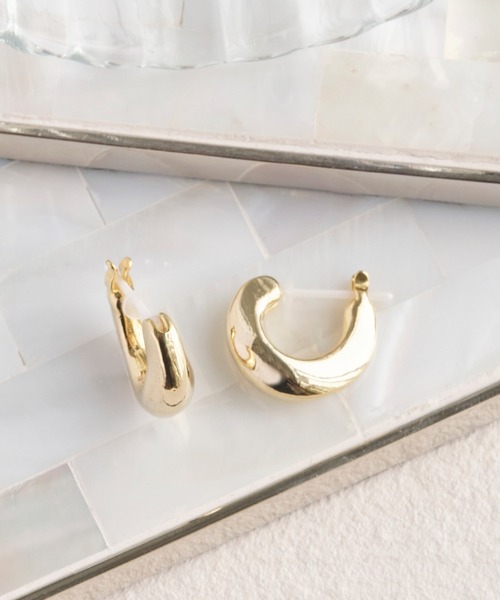 Phoebe（フィービィー）の「【金属アレルギー対応】モードフープセラミックピアス（ピアス（両耳用）・レディース・ピンクゴールド/シルバー/イエローゴールド・FREE）」の9枚目の写真