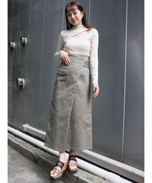 MURUA(ムルーア)の「アシメラップスカート(スカート・レディース・ブラック/アイボリー/モカ・1/2)」の12枚目の写真