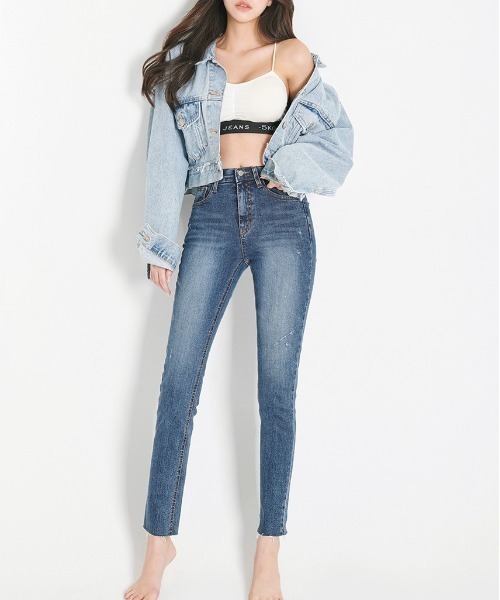 chuu（チュー）の「CHUU Mid Rise Waistband Damaged Skinny Ankle Jeans（デニムパンツ・レディース・ブルー・30/25/26/27/28/29）」の17枚目の写真