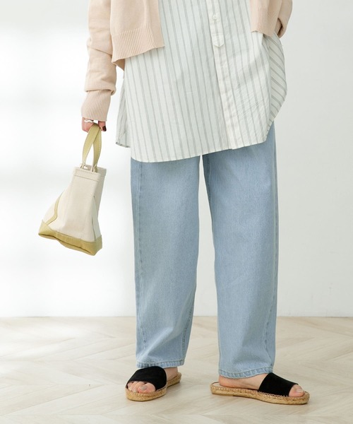 FORK&SPOON（フォークアンドスプーン）の「FORK&SPOON　ワイドテーパードデニムパンツ（デニムパンツ・レディース・ブルー系その他/ワンウォッシュ・1/2）」の18枚目の写真
