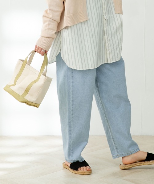 FORK&SPOON（フォークアンドスプーン）の「FORK&SPOON　ワイドテーパードデニムパンツ（デニムパンツ・レディース・ブルー系その他/ワンウォッシュ・1/2）」の19枚目の写真