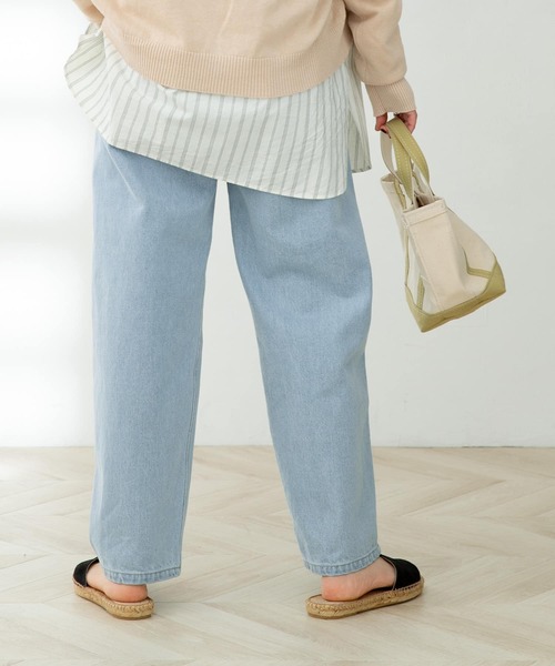 FORK&SPOON（フォークアンドスプーン）の「FORK&SPOON　ワイドテーパードデニムパンツ（デニムパンツ・レディース・ブルー系その他/ワンウォッシュ・1/2）」の20枚目の写真