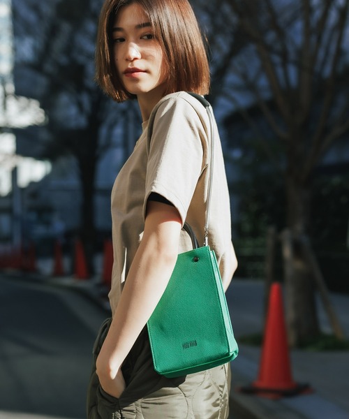 NaNa-NaNa(ナナナナ)の「nana-nana/ナナナナ SNAKE CHAIN SILICONE STRAP バッグチェーン スネークチェーン(ショルダーバッグ・メンズ・シルバー・FREE)」の5枚目の写真