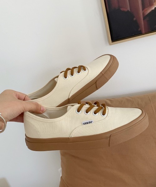 MANGROVE（マングローブ）の「カジュアルローカットスニーカー（スニーカー・レディース・アイボリー/グリーン/ベージュ/ブラウン/ブラック/ホワイト・MEDIUM/LARGE/SMALL）」の7枚目の写真