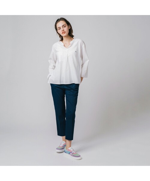 LACOSTE（ラコステ）の「コットンレーヨンスキッパーネックシャツ（シャツ/ブラウス・レディース・ホワイト/ベージュ・38/36/34/40）」の18枚目の写真