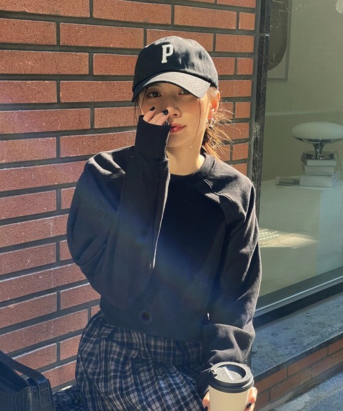 by muni:r（バイ ムニール）の「シンプルロゴPボールキャップ（キャップ・レディース・ブラック/ネイビー/グレー/ピンクベージュ・ONE SIZE）」の18枚目の写真