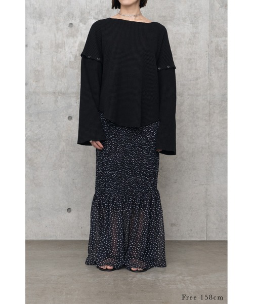 LA PEAU DE GEM(ラポドゥジェム)の「【LA PEAU DE GEM】リングドット変形ワッフルプルオーバー(Tシャツ/カットソー・レディース・ブラック/オフホワイト・FREE)」の13枚目の写真