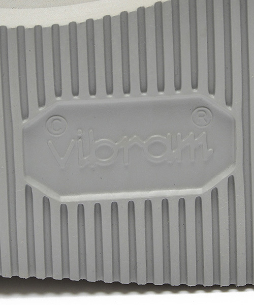 suicoke(スイコック)の「【SUICOKE×BEAMS / 別注 KISEE-V サンダル】(サンダル・レディース・ホワイト/ブラック/グレー・5/6/7)」の12枚目の写真