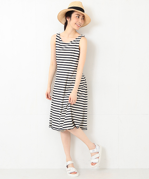 suicoke(スイコック)の「【SUICOKE×BEAMS / 別注 KISEE-V サンダル】(サンダル・レディース・ホワイト/ブラック/グレー・5/6/7)」の9枚目の写真