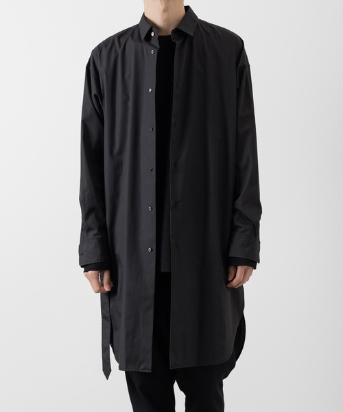 ato（アトウ）の「BELTED LONG SHRTS（シャツ/ブラウス・メンズ・ホワイト/ブラック/ブラウン・44/46/48）」の2枚目の写真