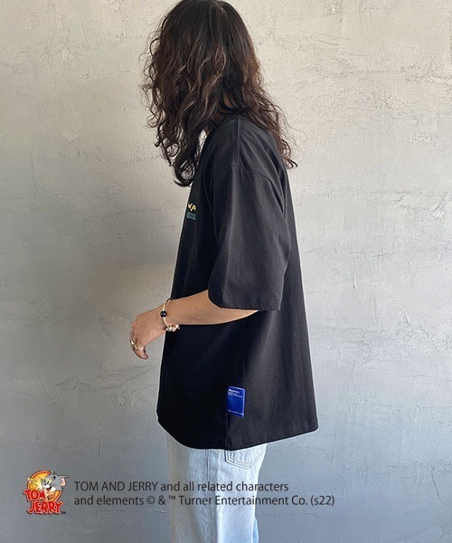 B ONE SOUL（ビーワンソウル）の「【WEB限定】[SEQUENCE BY B-ONE-SOUL/シークエンス] トムとジェリー LEMONADE SHOP バック刺繍Tシャツ（Tシャツ/カットソー・レディース・ホワイト/ブラック/イエロー・M/L/XL）」の9枚目の写真