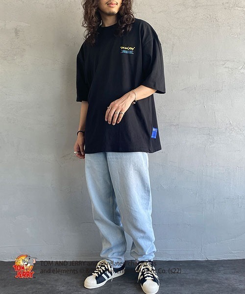 B ONE SOUL（ビーワンソウル）の「【WEB限定】[SEQUENCE BY B-ONE-SOUL/シークエンス] トムとジェリー LEMONADE SHOP バック刺繍Tシャツ（Tシャツ/カットソー・レディース・ホワイト/ブラック/イエロー・M/L/XL）」の8枚目の写真