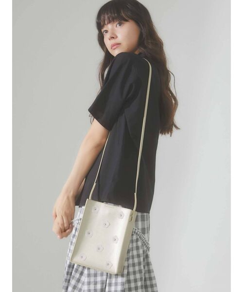 merry jenny（メリージェニー）の「flower metallic ショルダーバッグ（ショルダーバッグ・レディース・シルバー/ゴールド・FREE）」の4枚目の写真