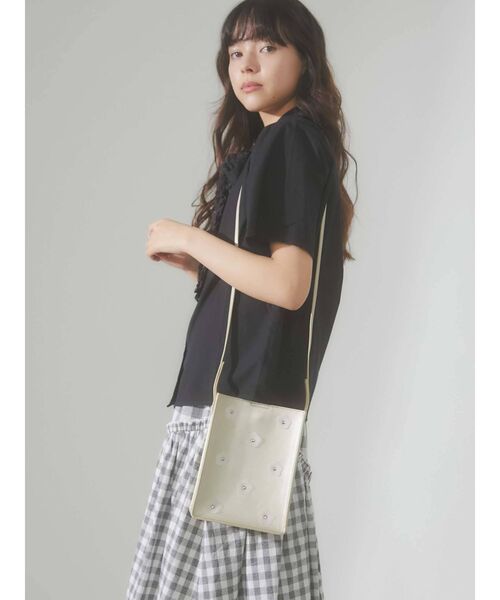 merry jenny（メリージェニー）の「flower metallic ショルダーバッグ（ショルダーバッグ・レディース・シルバー/ゴールド・FREE）」の6枚目の写真