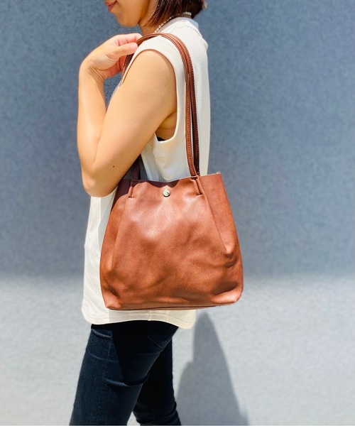 Legato Largo（レガートラルゴ）の「Legato Largo レガートラルゴ  / さくっと使える シンプルな お気軽 ミニ トートバッグ / LG-E1241（トートバッグ・レディース・ブラック/ダークグリーン/ブラウン/ピンク/シルバー/ミント/レオパード・ONESIZE）」の4枚目の写真