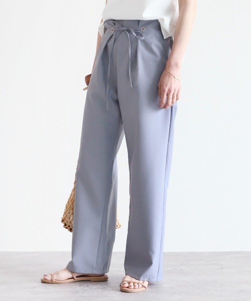 reca(レカ)の「ハトメ使いタックパンツ(その他パンツ・レディース・アイボリー/ブラック/ブルー・M)」の3枚目の写真