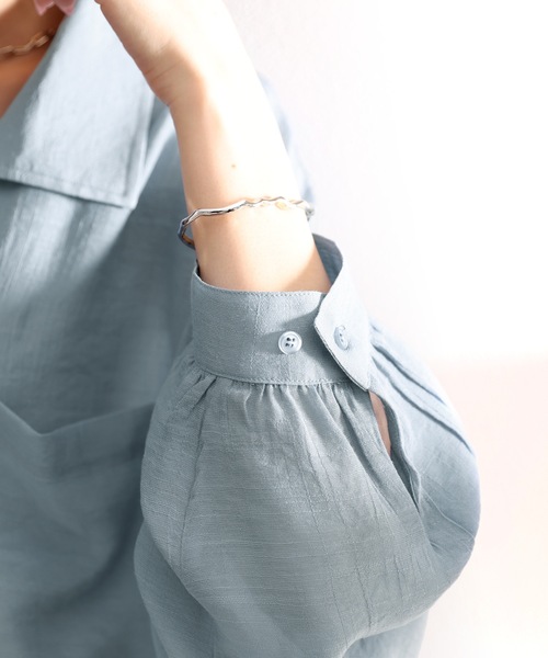 Java(ジャバ)の「《JaVaジャバ コラボ》シアーでこなれ感。メンズライク開襟シアー素材ブラウス(シャツ/ブラウス・レディース・ブラック/ブルー/ライトカーキ/ピンクベージュ/ホワイト・LARGE/MEDIUM/SMALL/X-LARGE)」の19枚目の写真