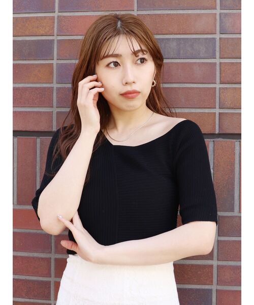 MURUA（ムルーア）の「アシメショルダーMIXリブニット（ニット/セーター・レディース・ホワイト/ブラック/グレー/ブルー・FREE）」の3枚目の写真