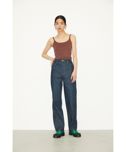THROW by SLY(スローバイスライ)の「THROW JW CURVE SEAM TAPERED PT-A ジャストウエスト テーパード デニム パンツ(デニムパンツ・レディース・ブルー・1/0/2)」の11枚目の写真