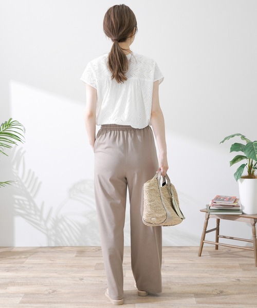 URBAN RESEARCH Sonny Label（アーバンリサーチサニーレーベル）の「バンドカラーコットンレースシャツ（シャツ/ブラウス・レディース・ブラック系その他/ホワイト系その他/オフホワイト/ブラック/グレー系その他/ライトグレー・FREE）」の12枚目の写真