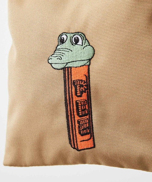 ear PAPILLONNER（イアパピヨネ）の「”PEZ(ペッツ)×ear"  刺繍ミニポシェット/ミニショルダーバッグ　ZOO（ショルダーバッグ・レディース・ブラック/ベージュ・FREE）」の19枚目の写真