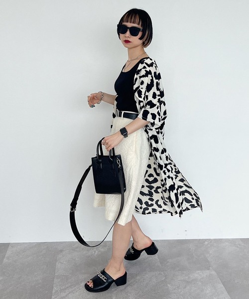 PAGEBOY（ページボーイ）の「CORE / ブラッシュアニマル柄シャツ（シャツ/ブラウス・レディース・オフホワイト/ブラック・FREE）」の7枚目の写真