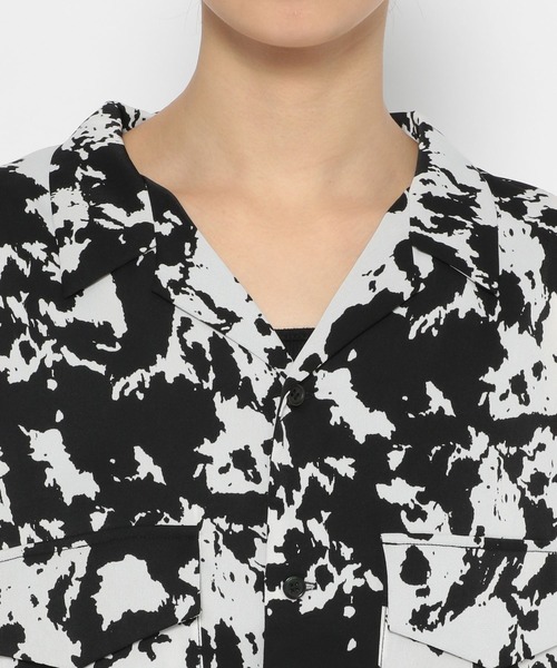 PAGEBOY（ページボーイ）の「CORE / ブラッシュアニマル柄シャツ（シャツ/ブラウス・レディース・オフホワイト/ブラック・FREE）」の13枚目の写真