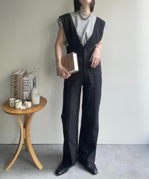 ap retro（アプレトロ）の「【2WAY】アソートサロペット / テーパードパンツ（サロペット/オーバーオール・レディース・インディゴブルー/ブラック/ブラック系その他/ホワイト系その他/ベージュ/カーキ/グレー/ブラック系その他2・MEDIUM/LARGE）」の20枚目の写真