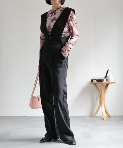 ap retro（アプレトロ）の「【2WAY】アソートサロペット / テーパードパンツ（サロペット/オーバーオール・レディース・インディゴブルー/ブラック/ブラック系その他/ホワイト系その他/ベージュ/カーキ/グレー/ブラック系その他2・MEDIUM/LARGE）」の21枚目の写真