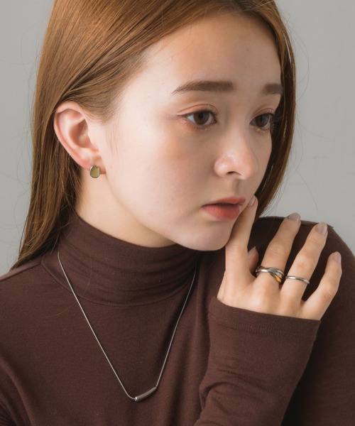 muku(ムク)の「金属アレルギー対応 ニュアンスストーンピアス(両耳用)/サージカルステンレス/316L(ピアス(両耳用)・レディース・シルバー/ゴールド・FREE)」の8枚目の写真