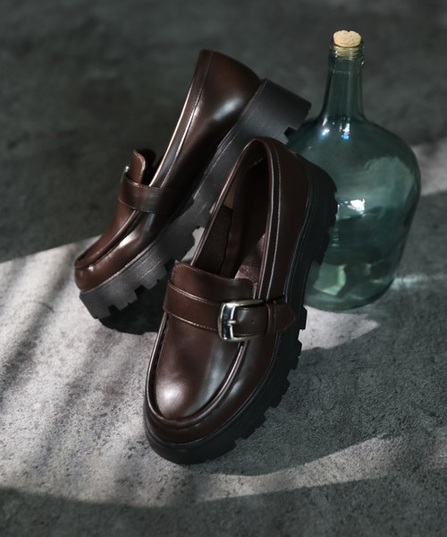 VIVIAN（ヴィヴィアン）の「厚底バックルベルトローファー ZOZOTOWN+オフィシャルサイト限定商品（ローファー・レディース・ダークブラウン/ブラック系その他・LL/S/M/L）」の6枚目の写真