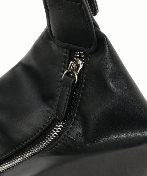 Ray BEAMS（レイビームス）の「RBS / トライアングル バッグ（トートバッグ・レディース・ブラック・ONE SIZE）」の10枚目の写真