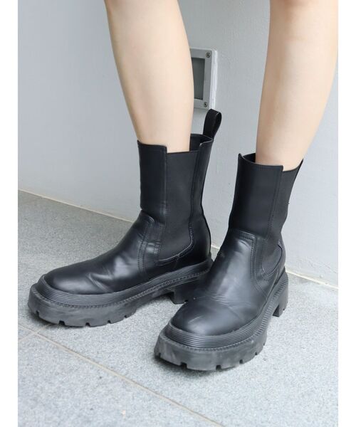 EVRIS（エヴリス）の「サイドゴアインソールワークブーツ（ブーツ・レディース・ブラック/アイボリー・SMALL/LARGE/MEDIUM）」の9枚目の写真