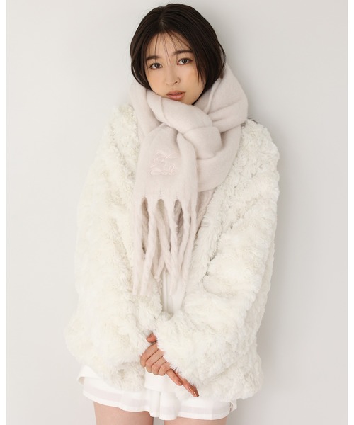 one after another NICE CLAUP(ワンアフターアナザーナイスクラップ)の「N刺しゅう入りフリンジマフラー(マフラー・レディース・ライトグレー/ブルー/アイボリー/モカ/ベビーピンク/フューシャピンク・FREE)」の9枚目の写真