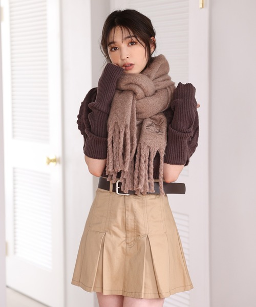 one after another NICE CLAUP(ワンアフターアナザーナイスクラップ)の「N刺しゅう入りフリンジマフラー(マフラー・レディース・ライトグレー/ブルー/アイボリー/モカ/ベビーピンク/フューシャピンク・FREE)」の18枚目の写真