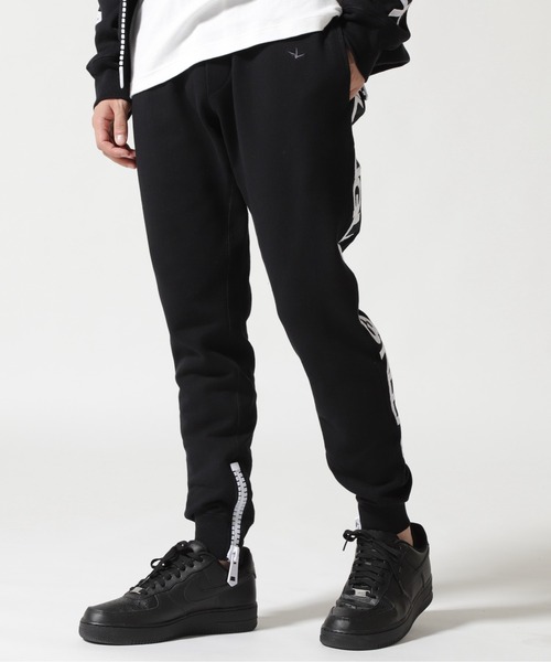 1piu1uguale3 RELAX（ウノピュウノウグァーレトレリラックス）の「1PIU1UGUALE3 RELAX/ウノピゥ ウノ ウグァーレ トレ リラックス/ ビッグファスナーサイドロゴスウェットパンツ（スウェットパンツ・メンズ・ブラック/グレー・S/M/L/XL）」の7枚目の写真