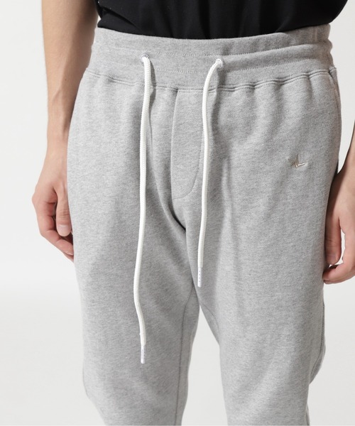 1piu1uguale3 RELAX（ウノピュウノウグァーレトレリラックス）の「1PIU1UGUALE3 RELAX/ウノピゥ ウノ ウグァーレ トレ リラックス/ ビッグファスナーサイドロゴスウェットパンツ（スウェットパンツ・メンズ・ブラック/グレー・S/M/L/XL）」の16枚目の写真