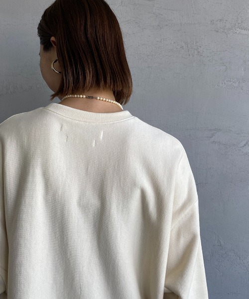MICA&DEAL（マイカ＆ディール）の「[MICA&DEAL/マイカアンドディール] 別注 ルーズフィット クルーネックスウェット（スウェット・レディース・ブラック/グレー/オフホワイト/カーキ・F）」の15枚目の写真