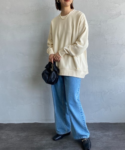 MICA&DEAL（マイカ＆ディール）の「[MICA&DEAL/マイカアンドディール] 別注 ルーズフィット クルーネックスウェット（スウェット・レディース・ブラック/グレー/オフホワイト/カーキ・F）」の11枚目の写真