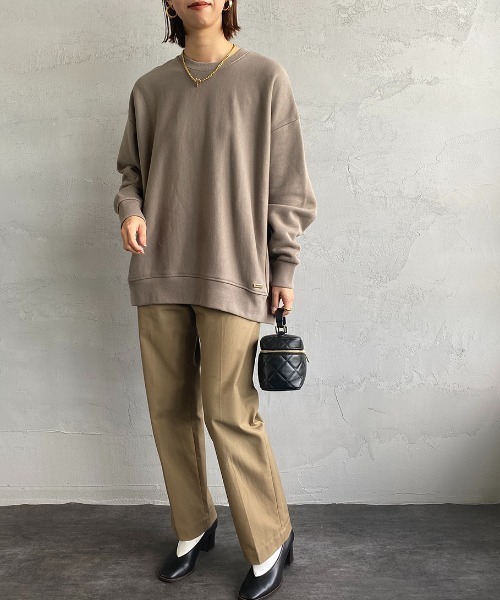 MICA&DEAL（マイカ＆ディール）の「[MICA&DEAL/マイカアンドディール] 別注 ルーズフィット クルーネックスウェット（スウェット・レディース・ブラック/グレー/オフホワイト/カーキ・F）」の7枚目の写真