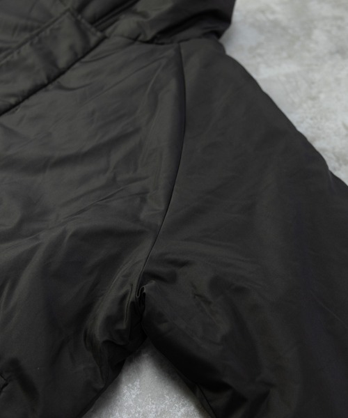 NYLAUS（ナイラス）の「フェイクダウン ビッグシルエット ハッピージャケット（ダウンジャケット/コート・メンズ・グレー系/カーキ/ブラック・L/LL/M）」の17枚目の写真