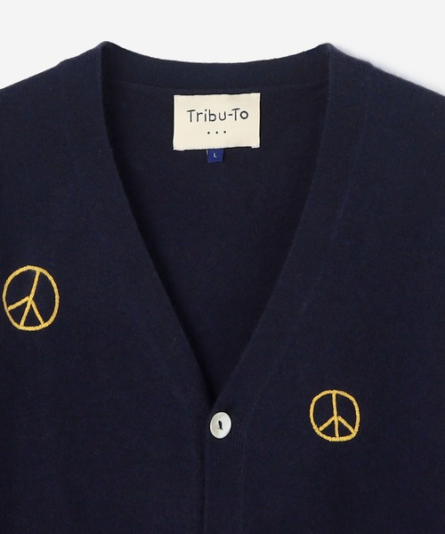 Bshop(ビショップ)の「Tribu-To | Vネックニットカーディガン PEACE MEN(カーディガン/ボレロ・メンズ・ネイビー・MEDIUM/LARGE)」の9枚目の写真