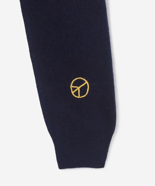 Bshop(ビショップ)の「Tribu-To | Vネックニットカーディガン PEACE MEN(カーディガン/ボレロ・メンズ・ネイビー・MEDIUM/LARGE)」の10枚目の写真